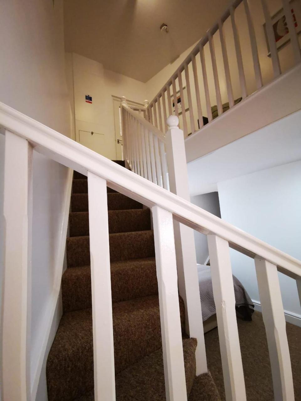 Capital Host- Apartments Euston Лондон Екстериор снимка