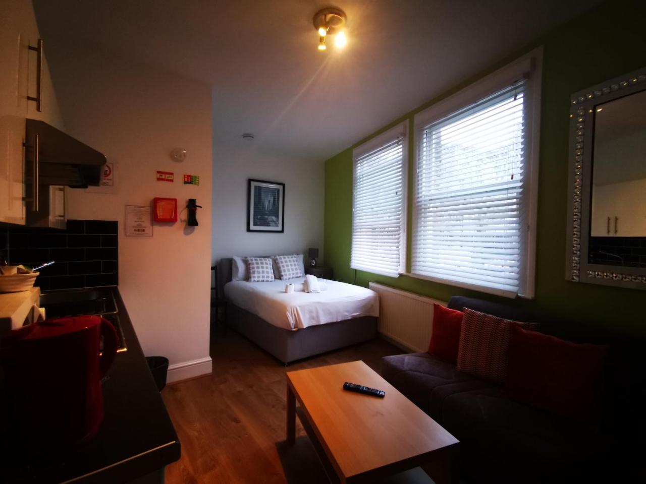 Capital Host- Apartments Euston Лондон Екстериор снимка