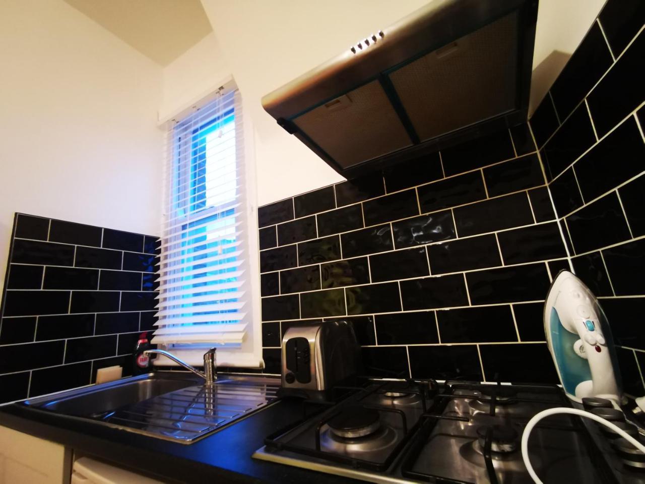 Capital Host- Apartments Euston Лондон Екстериор снимка